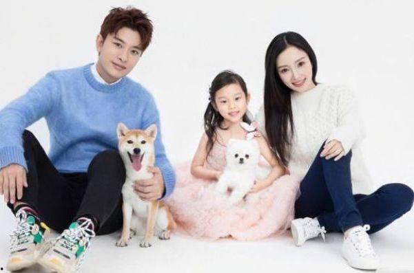 甜馨和李小璐最新爆料,揭秘娱乐圈惊人内幕